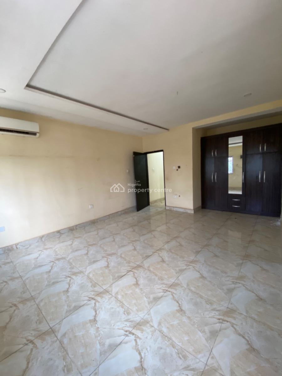 This Is a Massive Services 3 Bedroom Apartment, Jahi, Abuja, Flat / Apartment for Rent