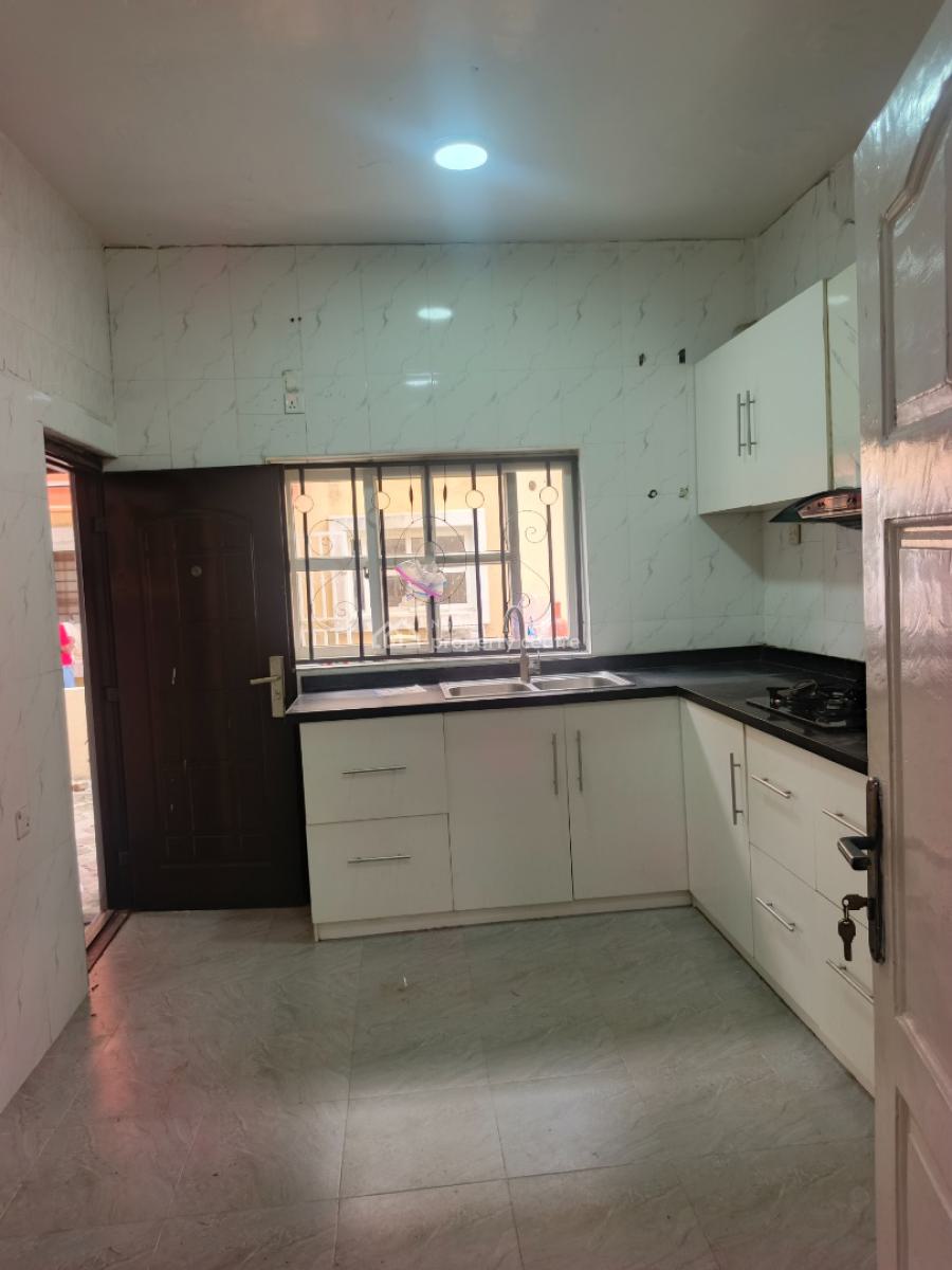 Spacious 4-bedroom Duplex Plus Bq, Northern Foreshore, Lekki, Lagos, Detached Duplex for Rent