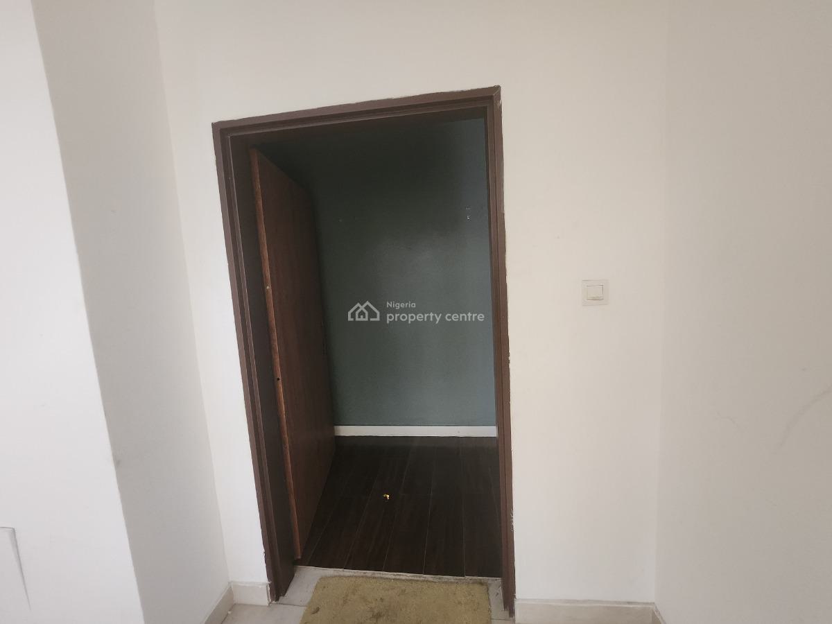 Spacious 3 Bedroom Apartment, Victoria Island (vi), Lagos, Flat / Apartment for Rent