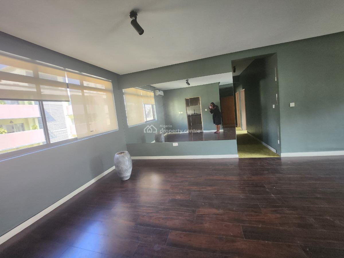 Spacious 3 Bedroom Apartment, Victoria Island (vi), Lagos, Flat / Apartment for Rent