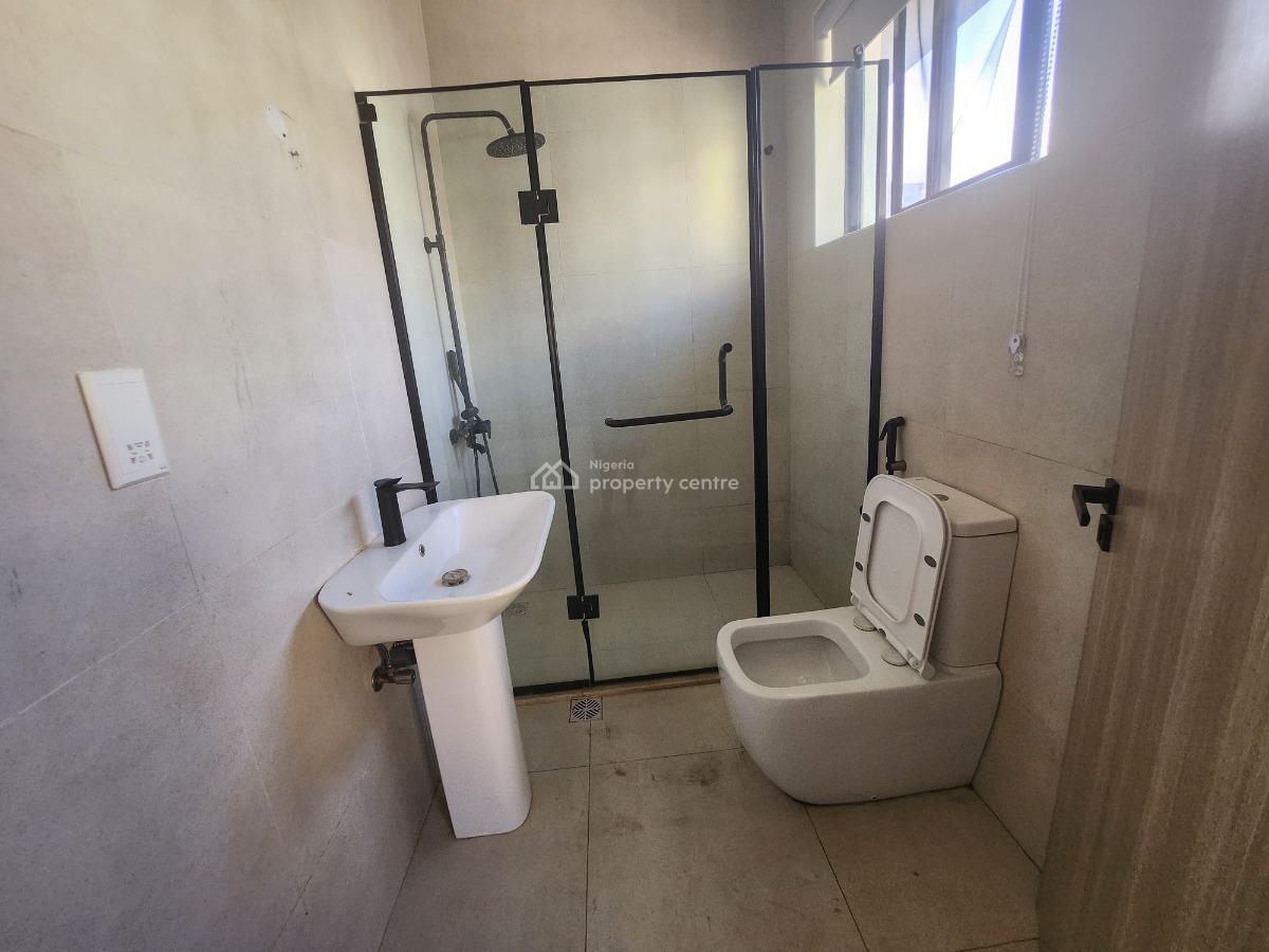 Spacious 3 Bedroom Apartment, Victoria Island (vi), Lagos, Flat / Apartment for Rent