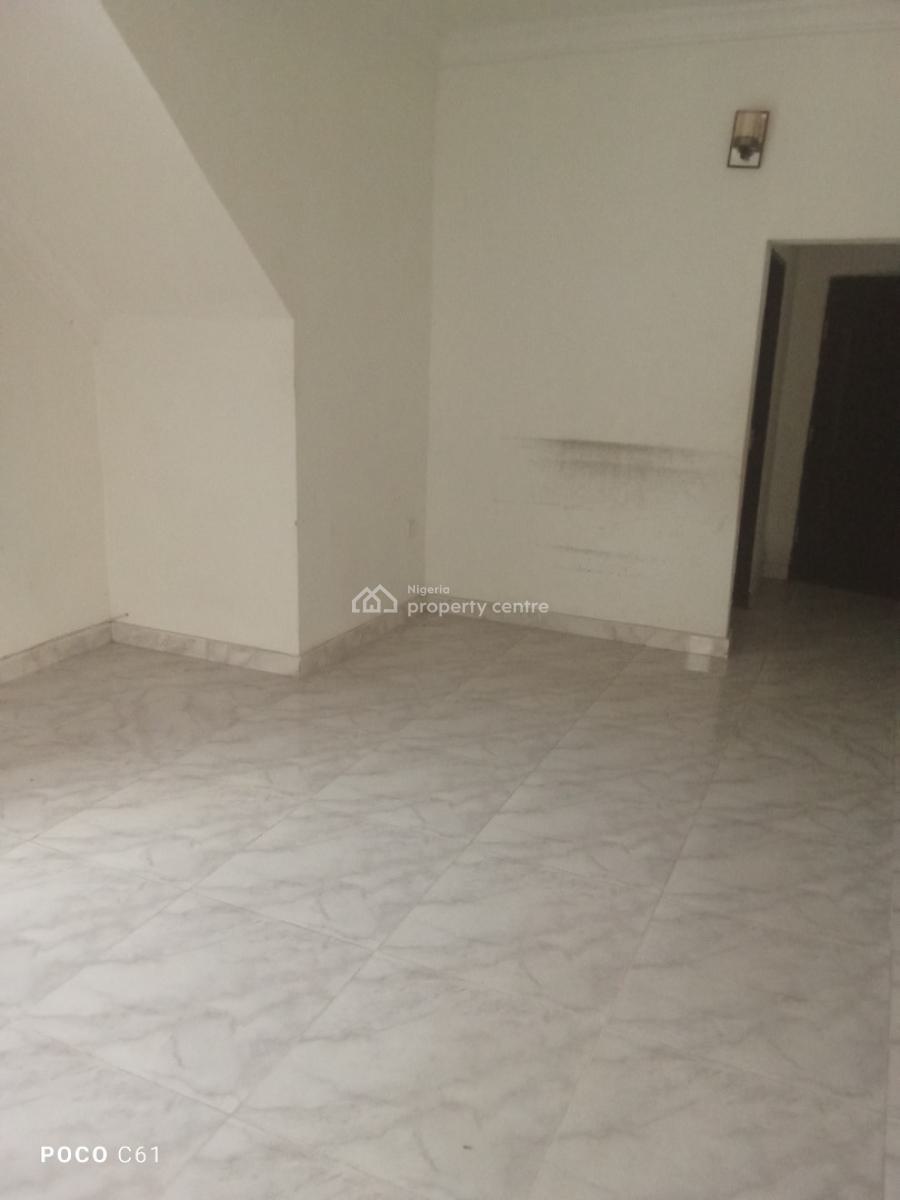 2 Bedroom Flat in a Secured Estate, Petrocam Axis, Lbs, Sangotedo, Ajah, Lagos, House for Rent
