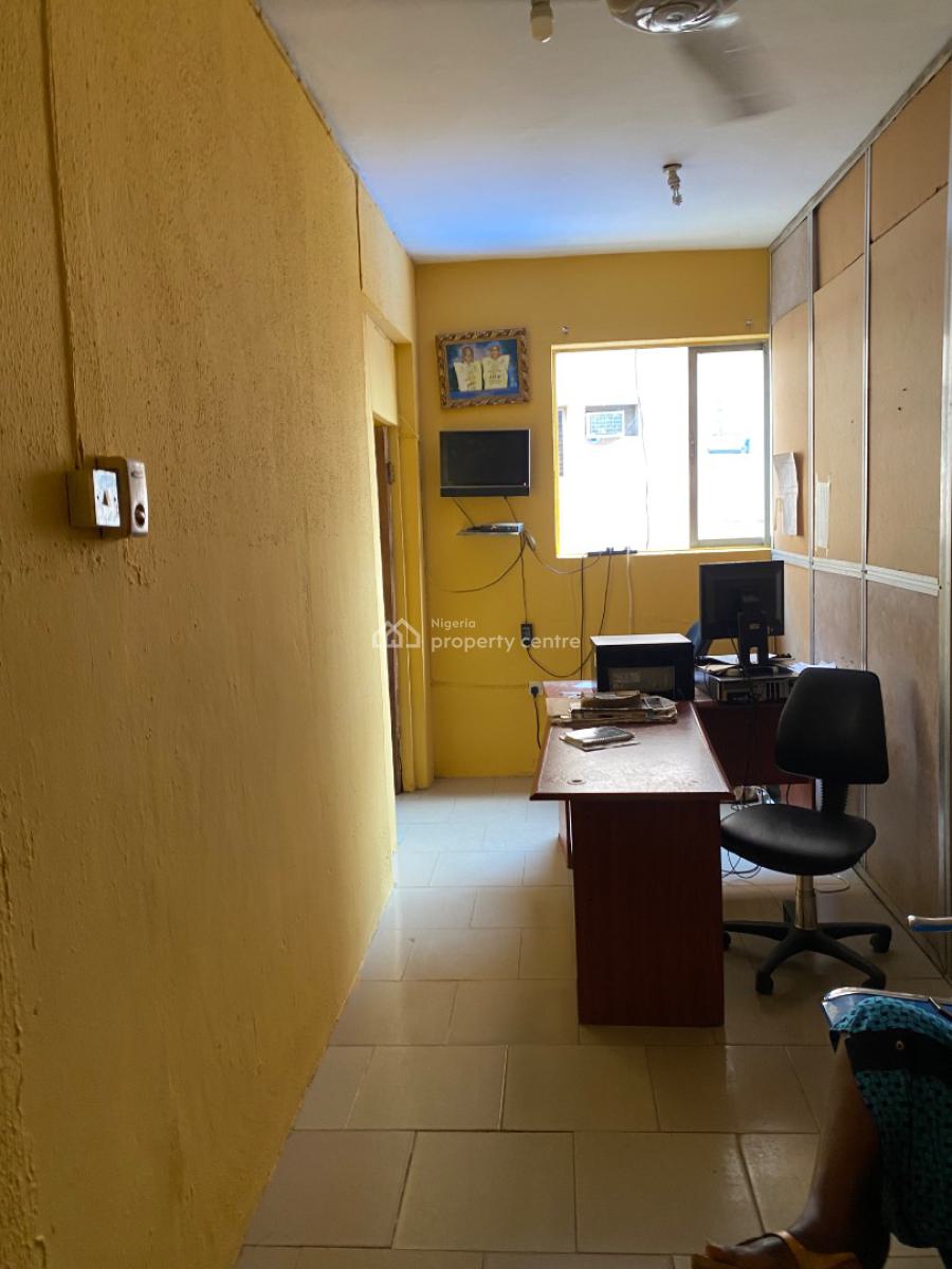 11 Sqm Office Space, Off Allen Avenue, Ikeja, Lagos, Office Space for Rent