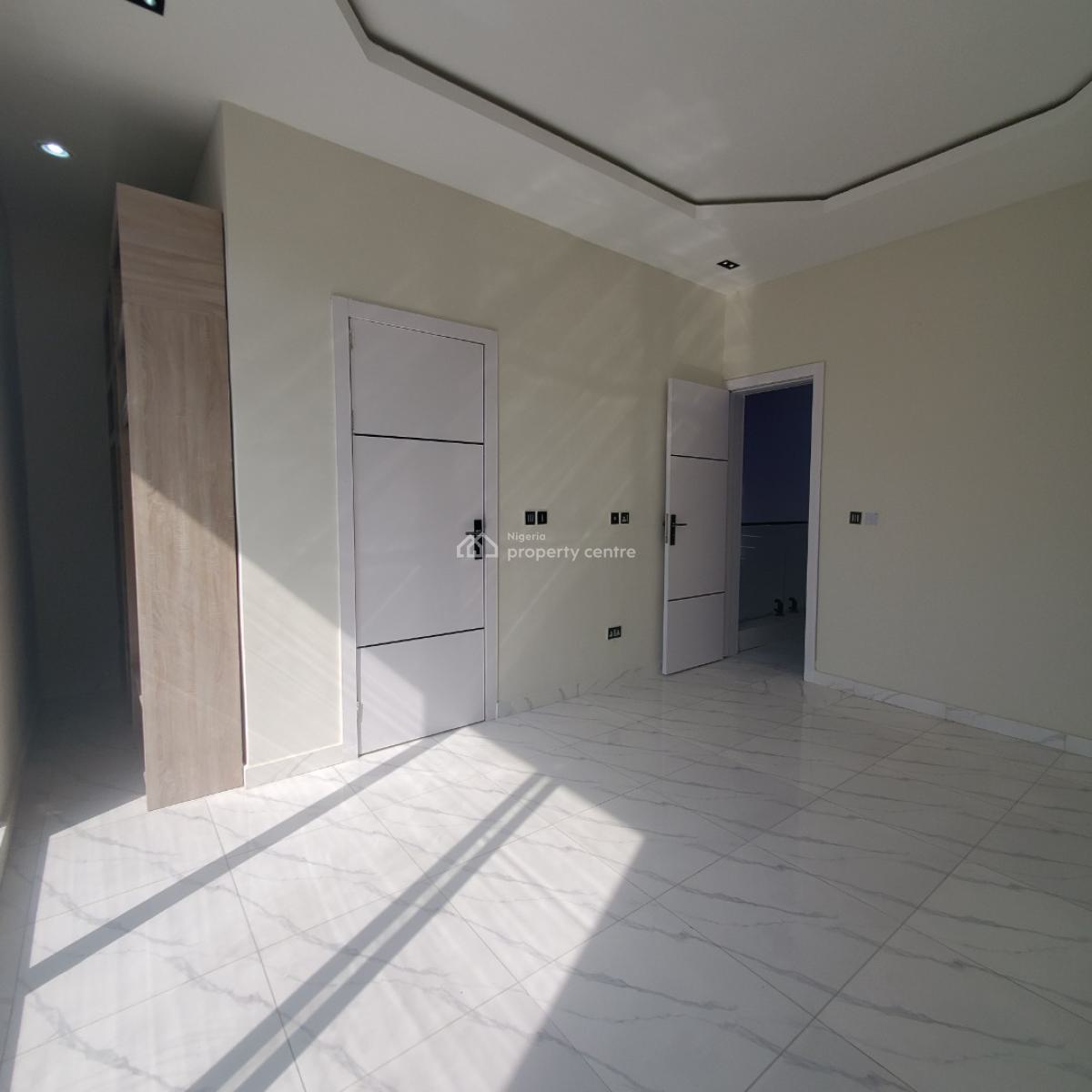 Exquisite 5 Bedroom Duplex Within a Secured with a Pool and Bq, Ologolo, Lekki, Lagos, House for Sale