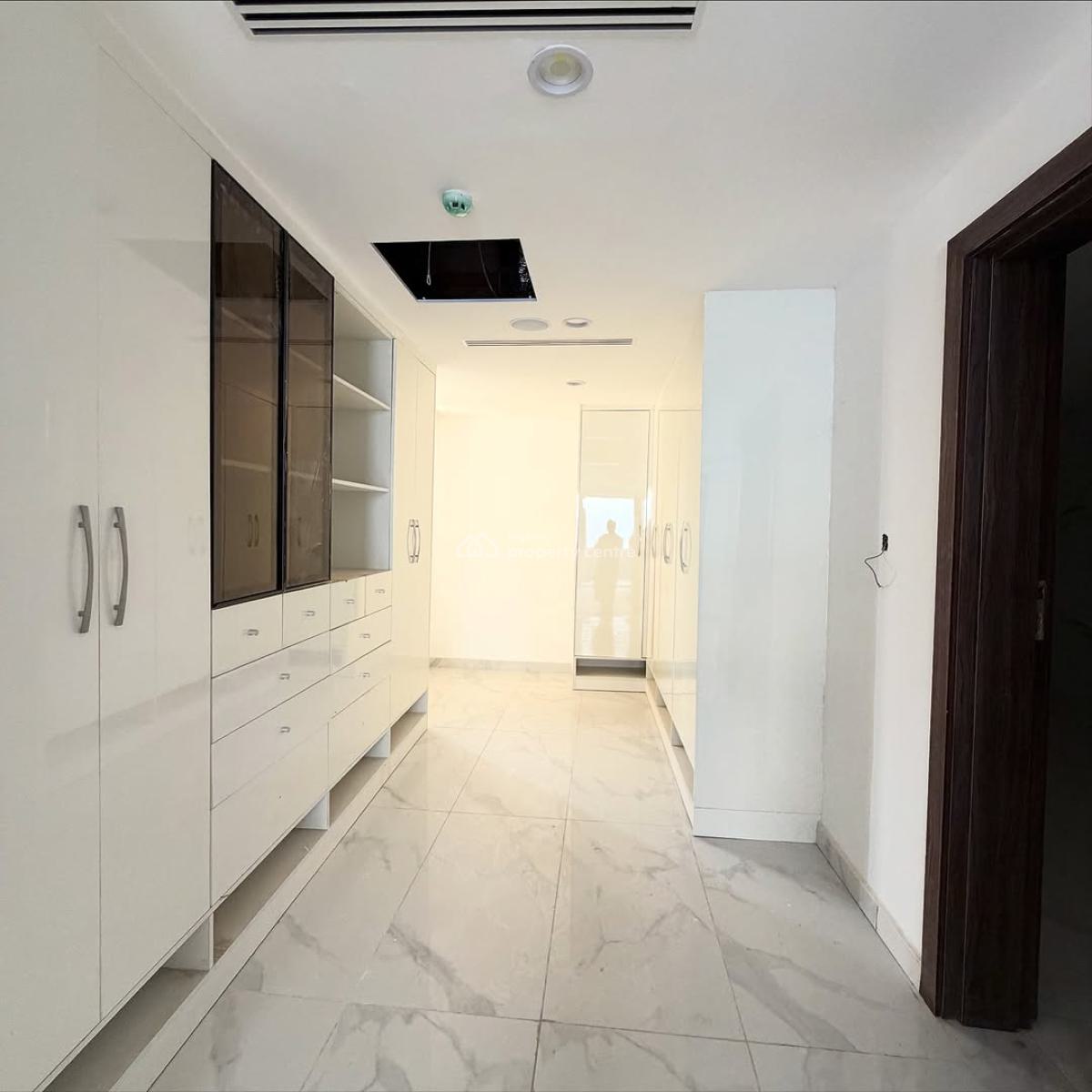 Newly Built 6bedrooms Fully Detached Duplex with a Maids Room, Guzape District, Abuja, Detached Duplex for Sale