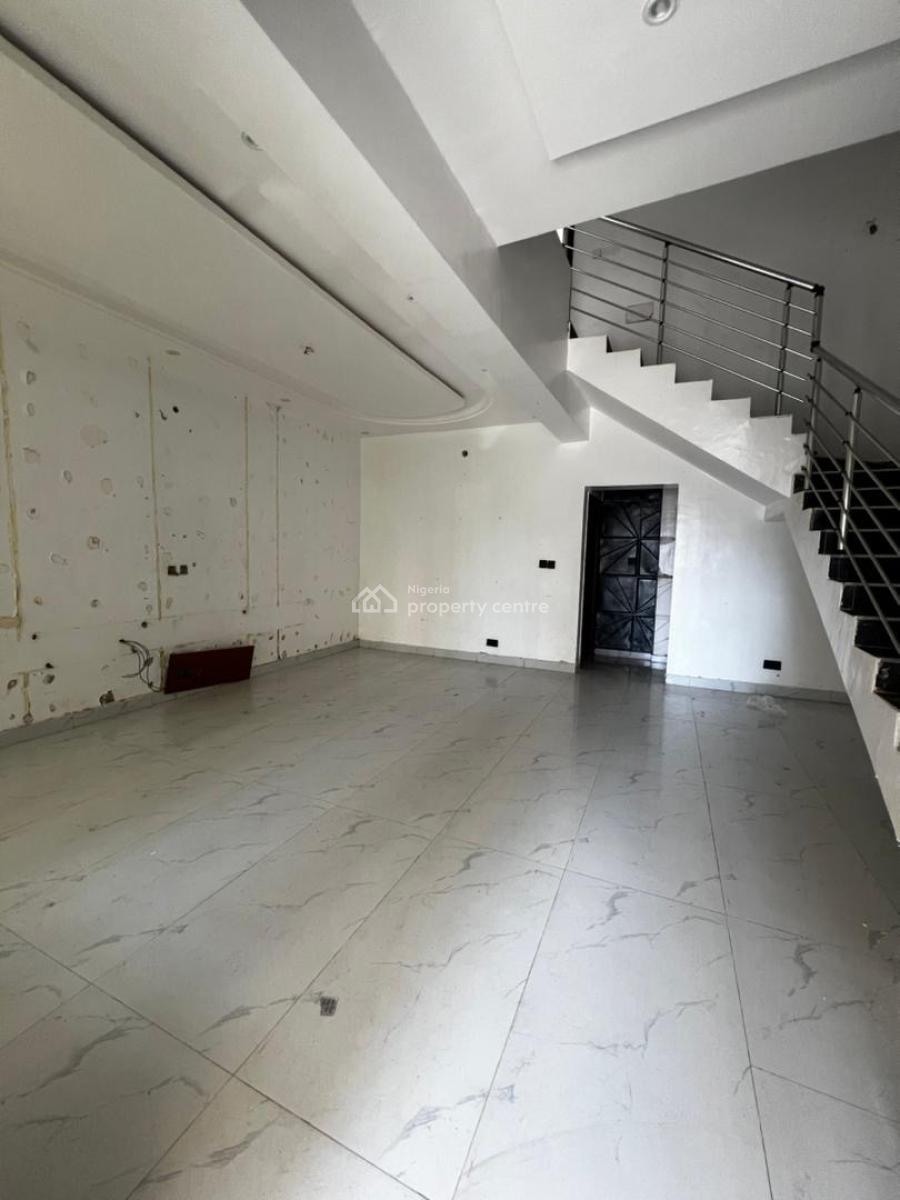 Unfurnished 3 Bedroom Apartment, Ikate, Lekki, Lagos, Terraced Bungalow for Rent