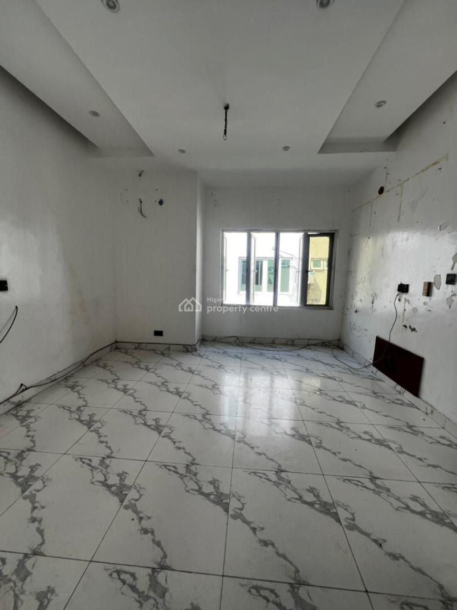 Unfurnished 3 Bedroom Apartment, Ikate, Lekki, Lagos, Terraced Bungalow for Rent