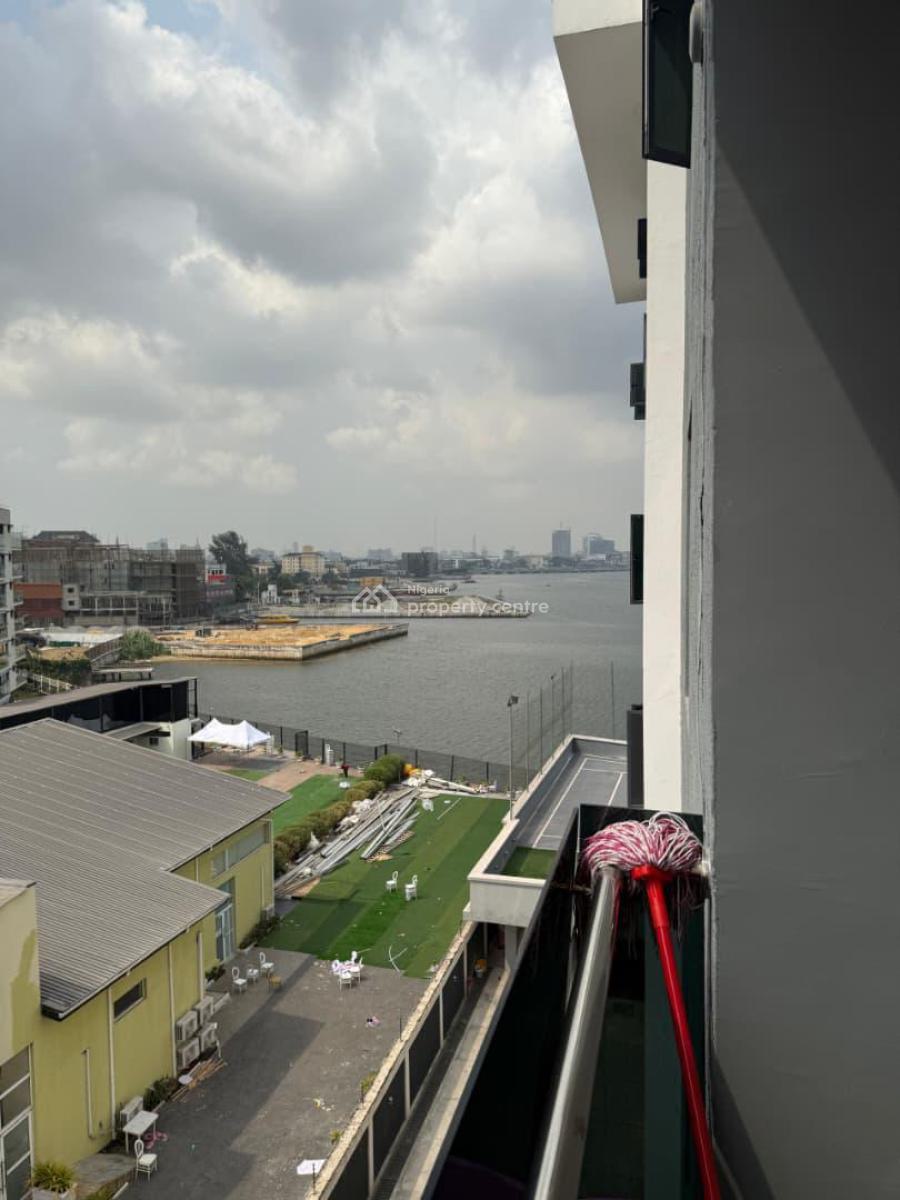Luxury 1 Bedroom Waterfront Apartment, Lekki Phase 1, Lekki, Lagos, Flat / Apartment Short Let