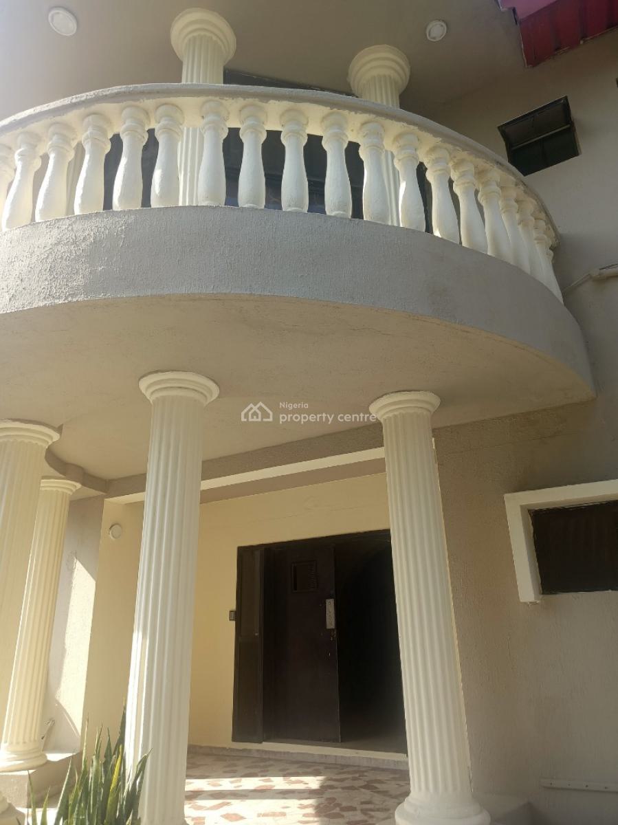 Single Room Self Contain, Legali Ayorinde Street, Victoria Island (vi), Lagos, Self Contain (single Rooms) for Rent