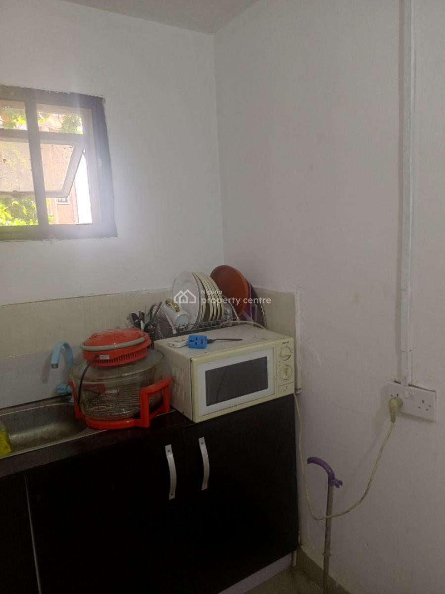 Single Room Self Contain, Legali Ayorinde Street, Victoria Island (vi), Lagos, Self Contain (single Rooms) for Rent