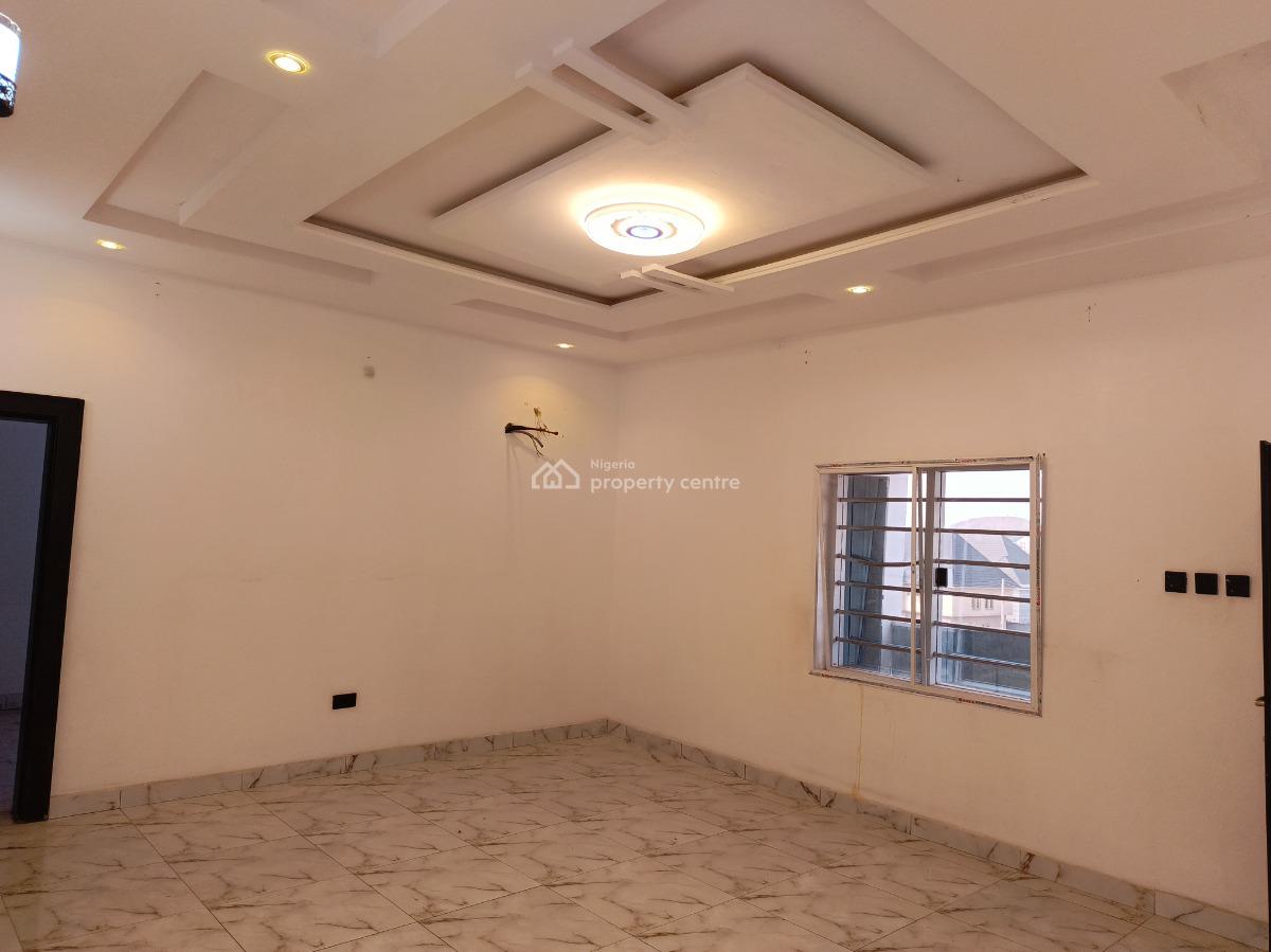 Clean 2 Bedroom Flat Up Floor Available, Fo1 Layout, Kubwa, Abuja, Flat / Apartment for Rent