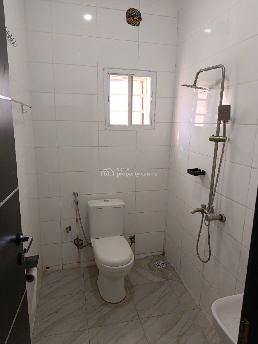 Clean 2 Bedroom Flat Up Floor Available, Fo1 Layout, Kubwa, Abuja, Flat / Apartment for Rent