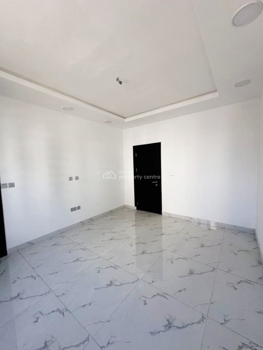 2 Bedroom Flat, Lekki Phase 1, Lekki, Lagos, Flat / Apartment for Sale