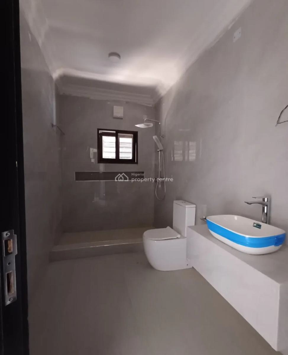 Luxury Modern Serviced 3 Bedroom Flat with a Room Bq, Lekki Phase 1, Lekki, Lagos, Flat / Apartment for Rent