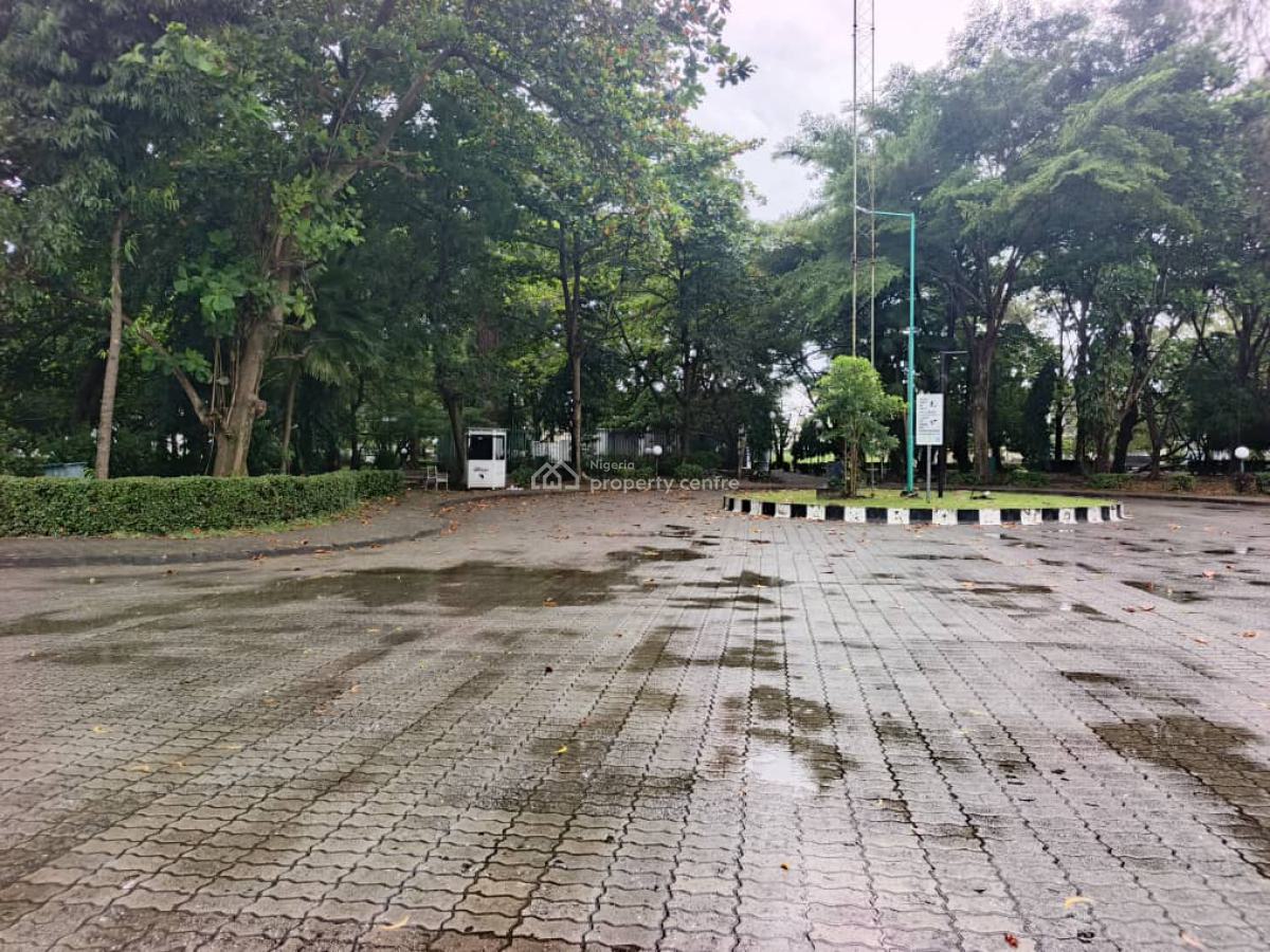 4 Bedroom Semi Detached Duplex with 2 Room Boys Quarters, Vgc, Lekki, Lagos, Semi-detached Duplex for Sale