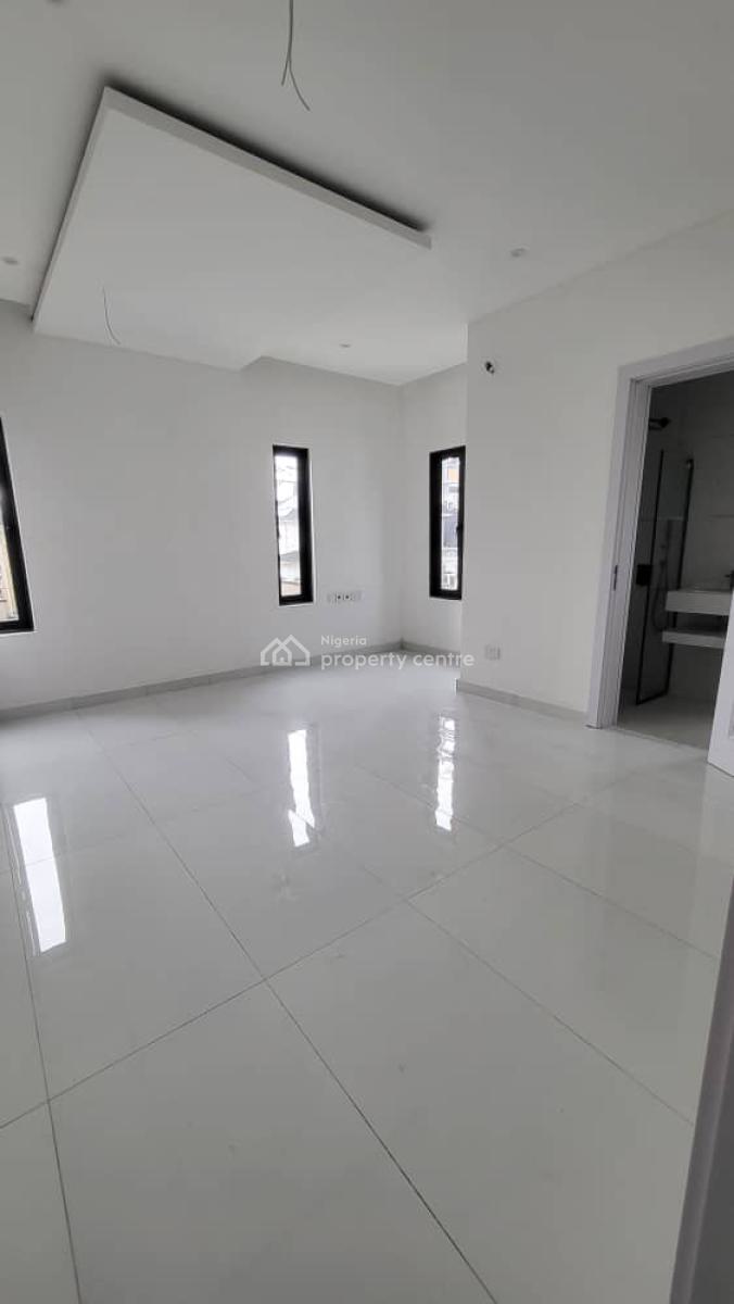 2 Bed Apartment + Pool, Gym & Elevator, Ikate Elegushi, Lekki, Lagos, Flat / Apartment for Sale