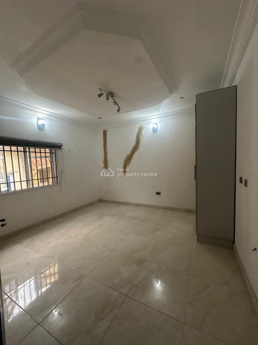 Well Furnished 3 Bedroom, Estate, Gbagada, Lagos, Flat / Apartment for Rent