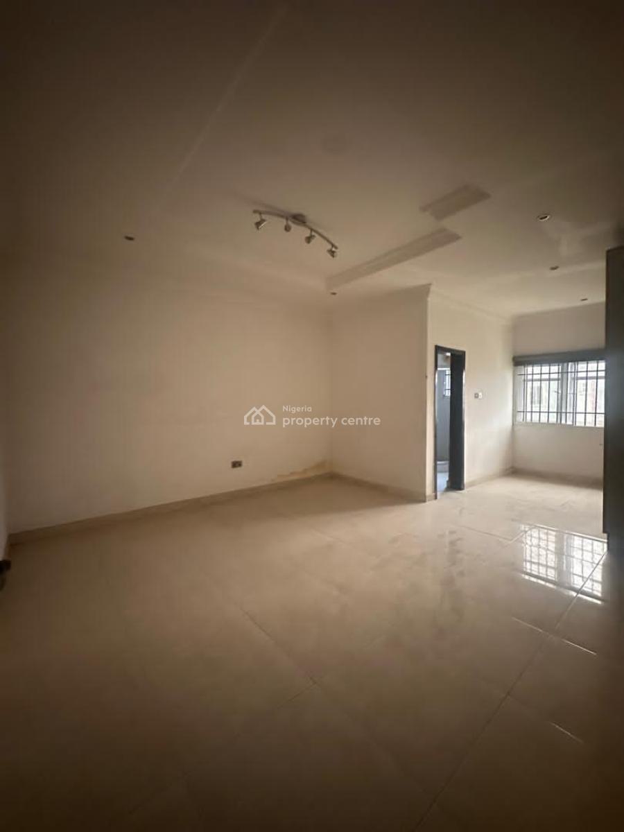 Well Furnished 3 Bedroom, Estate, Gbagada, Lagos, Flat / Apartment for Rent