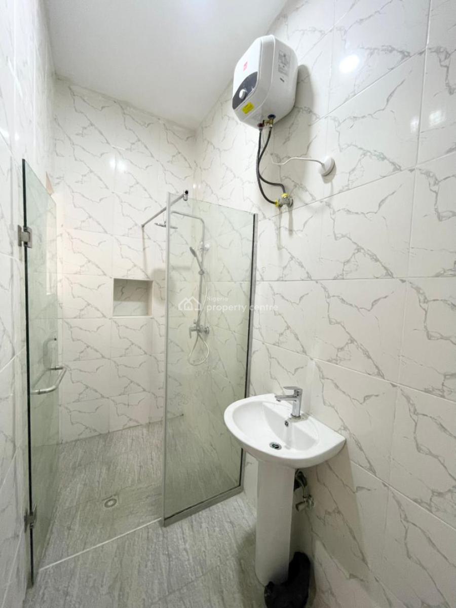 Luxury 2 & 3 Bedroom Serviced Apartment, 2nd Tollgate, Lekki, Lagos, Flat / Apartment for Sale