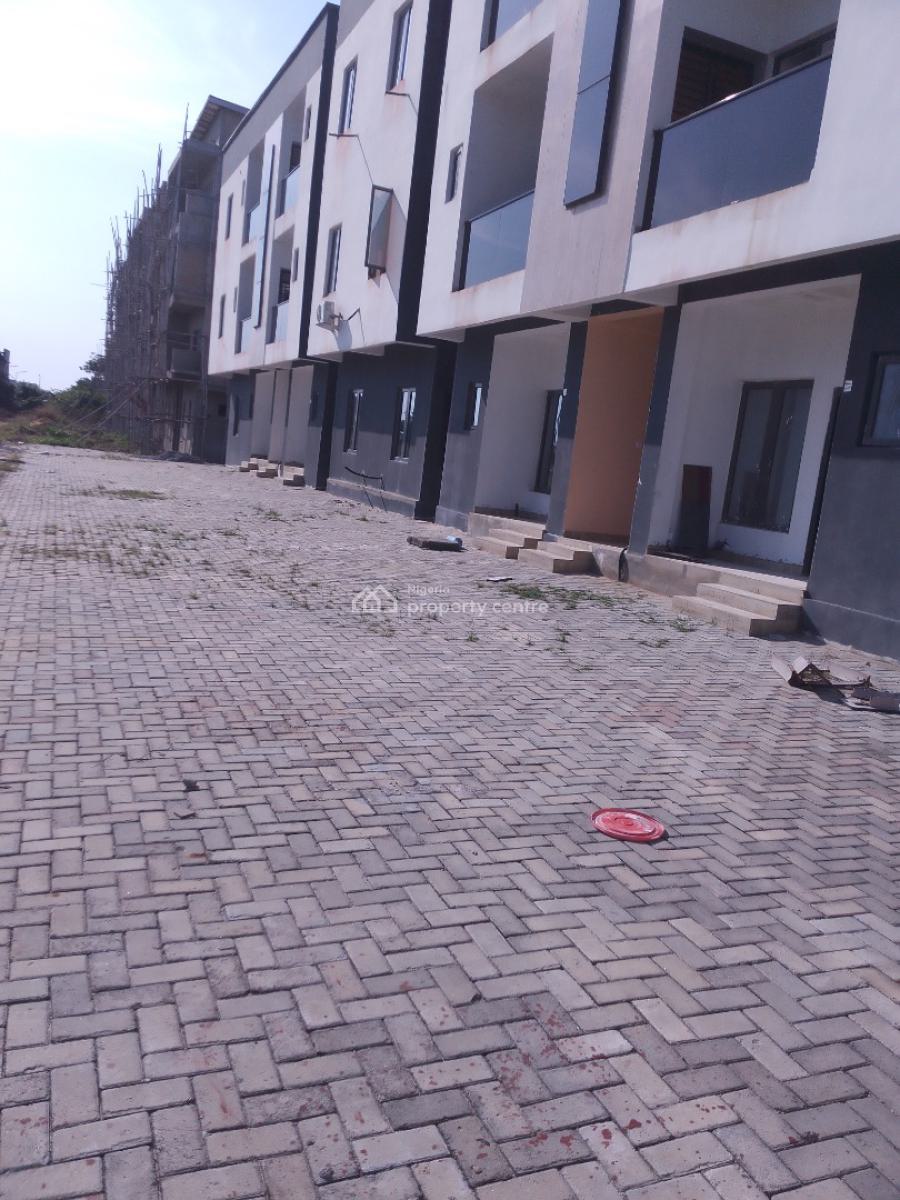 2 Bedroom Flat, Monastery Road,by Shoprite, Sangotedo, Ajah, Lagos, Flat / Apartment for Sale