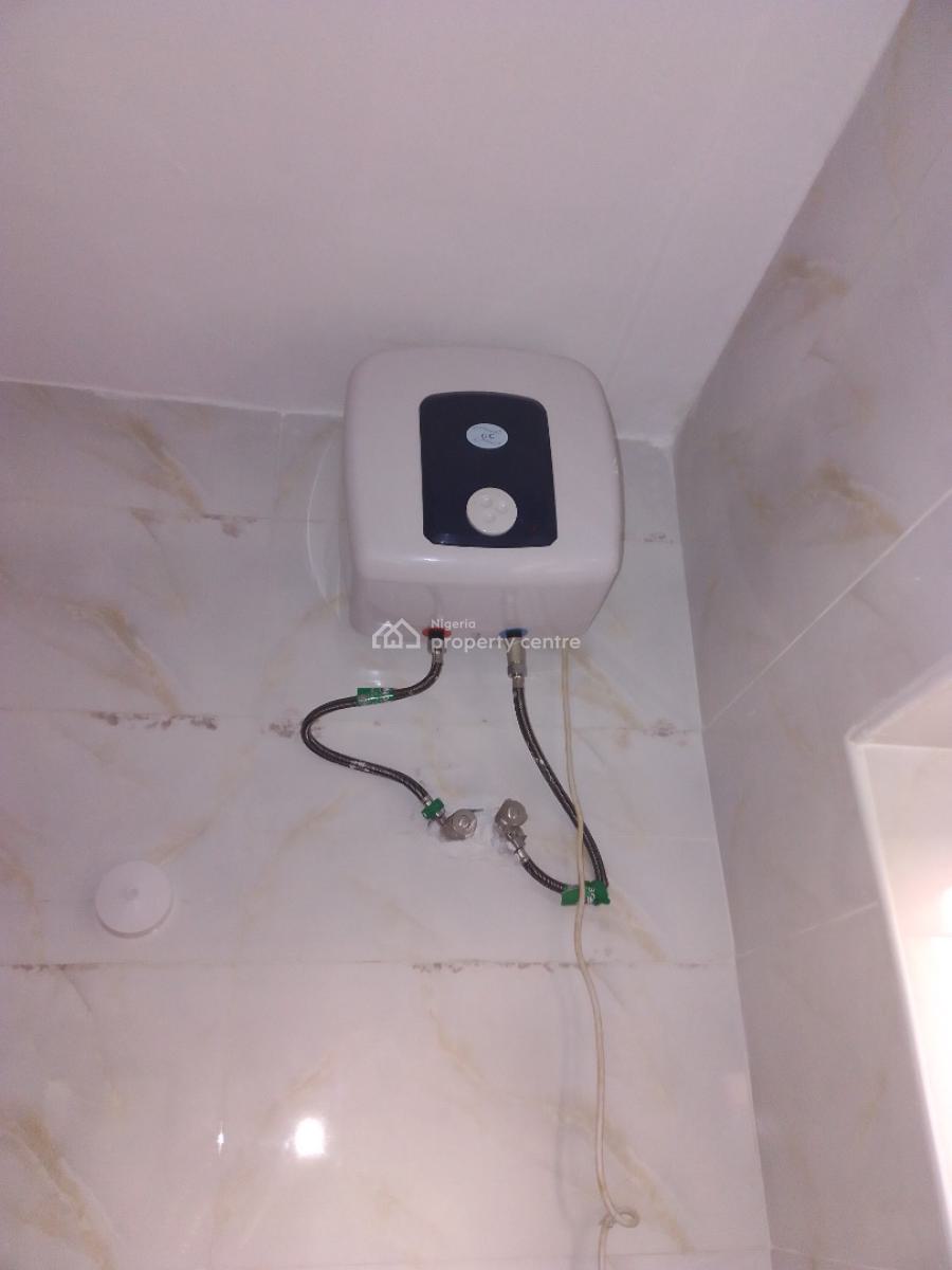 2 Bedroom Flat, Monastery Road,by Shoprite, Sangotedo, Ajah, Lagos, Flat / Apartment for Sale