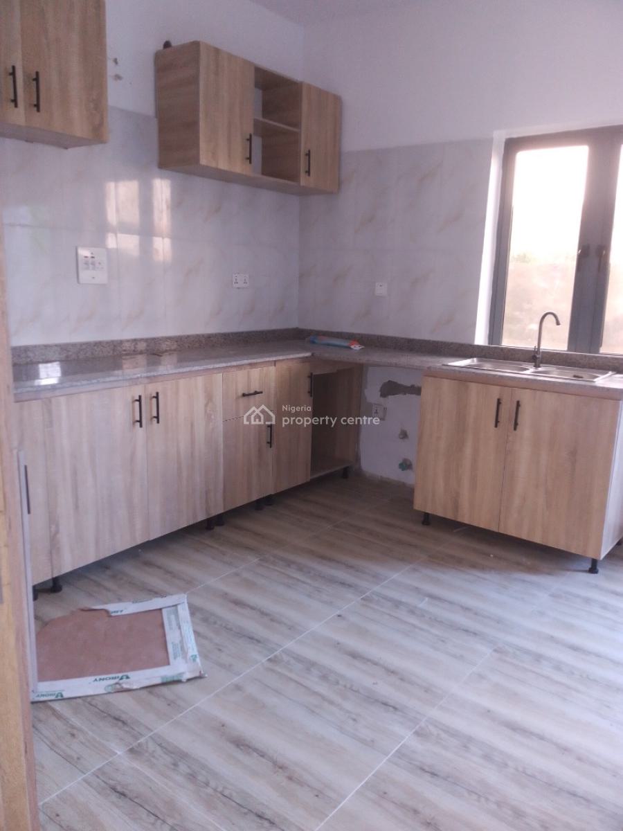 2 Bedroom Flat, Monastery Road,by Shoprite, Sangotedo, Ajah, Lagos, Flat / Apartment for Sale