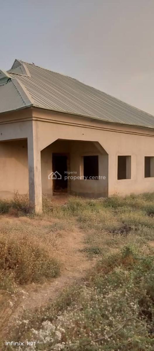 4 Bedroom Bungalow, Kuje, Abuja, Detached Bungalow for Sale