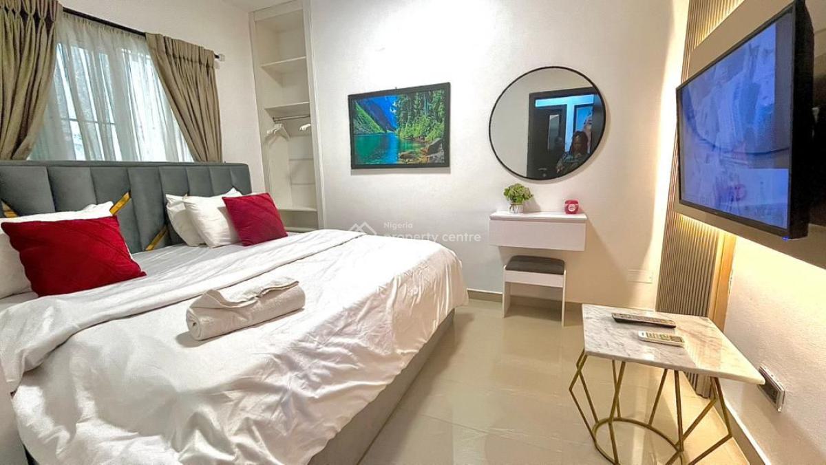 Luxury 3 Bedroom Serviced Apartment, Lekki Phase 1, Lekki, Lagos, Flat / Apartment Short Let