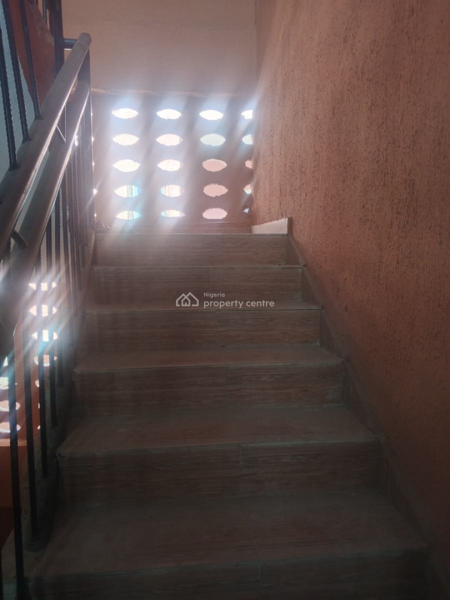 Newly Renovated Miniflat, Alagomeji, Yaba, Lagos, Flat / Apartment for Rent