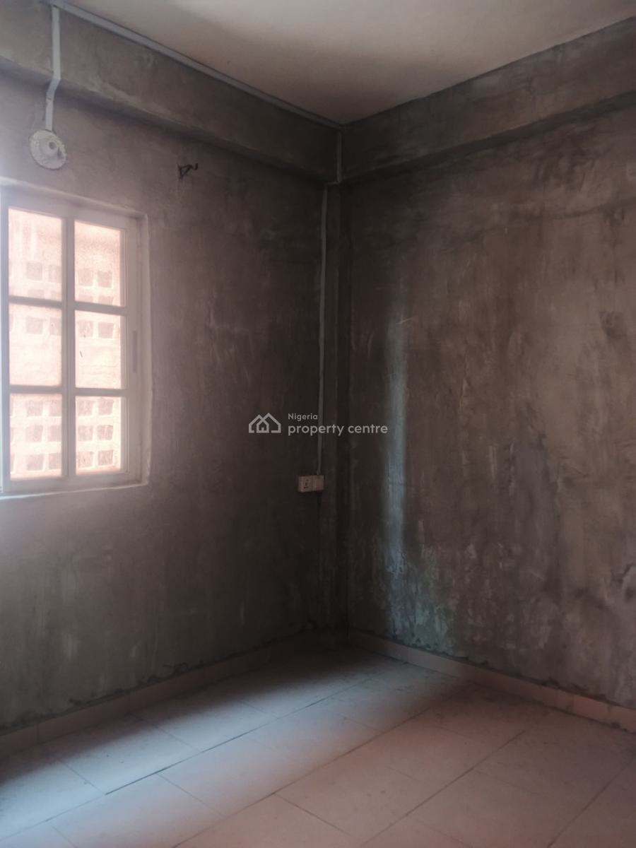 Newly Renovated Miniflat, Alagomeji, Yaba, Lagos, Flat / Apartment for Rent