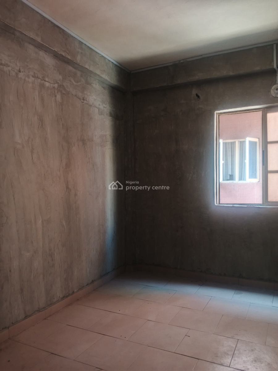 Newly Renovated Miniflat, Alagomeji, Yaba, Lagos, Flat / Apartment for Rent