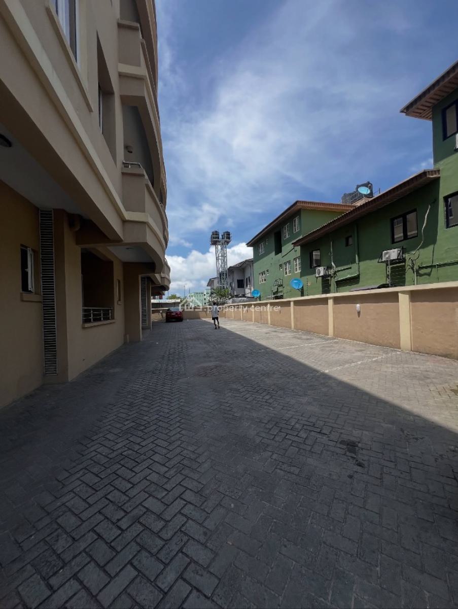 Beautiful 3 Bedroom Apartment, Lekki Phase 1, Lekki Phase 1, Lekki, Lagos, Detached Duplex for Rent
