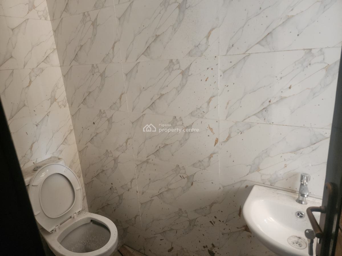 New Miniflat Available, Palmgrove, Shomolu, Lagos, Flat / Apartment for Rent