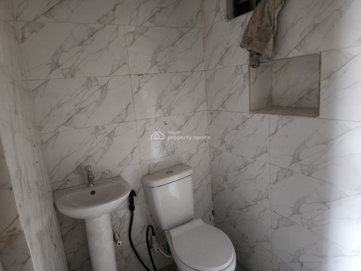 New Miniflat Available, Palmgrove, Shomolu, Lagos, Flat / Apartment for Rent