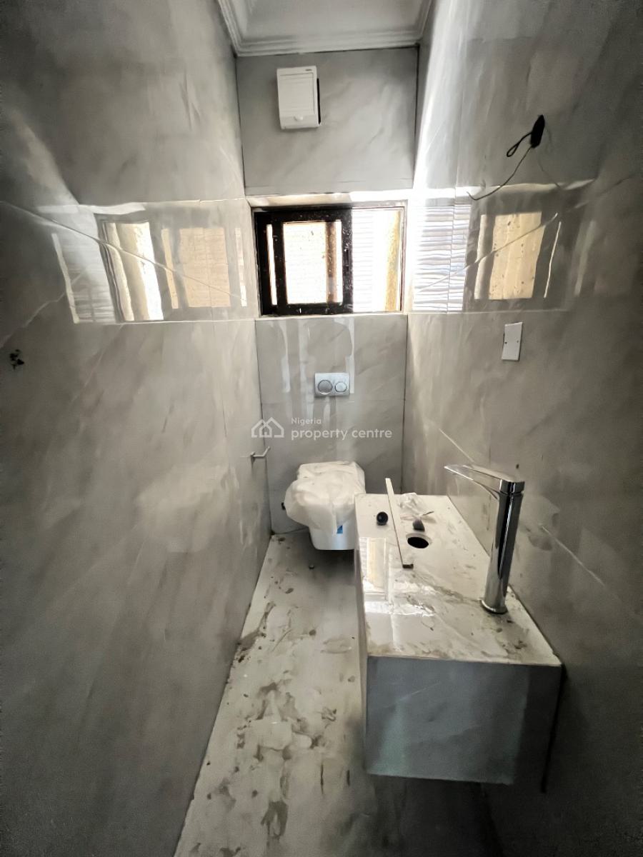 Massive 3 Bedroom Apartments with Bq, Lekki Phase 1, Lekki, Lagos, Flat / Apartment for Rent