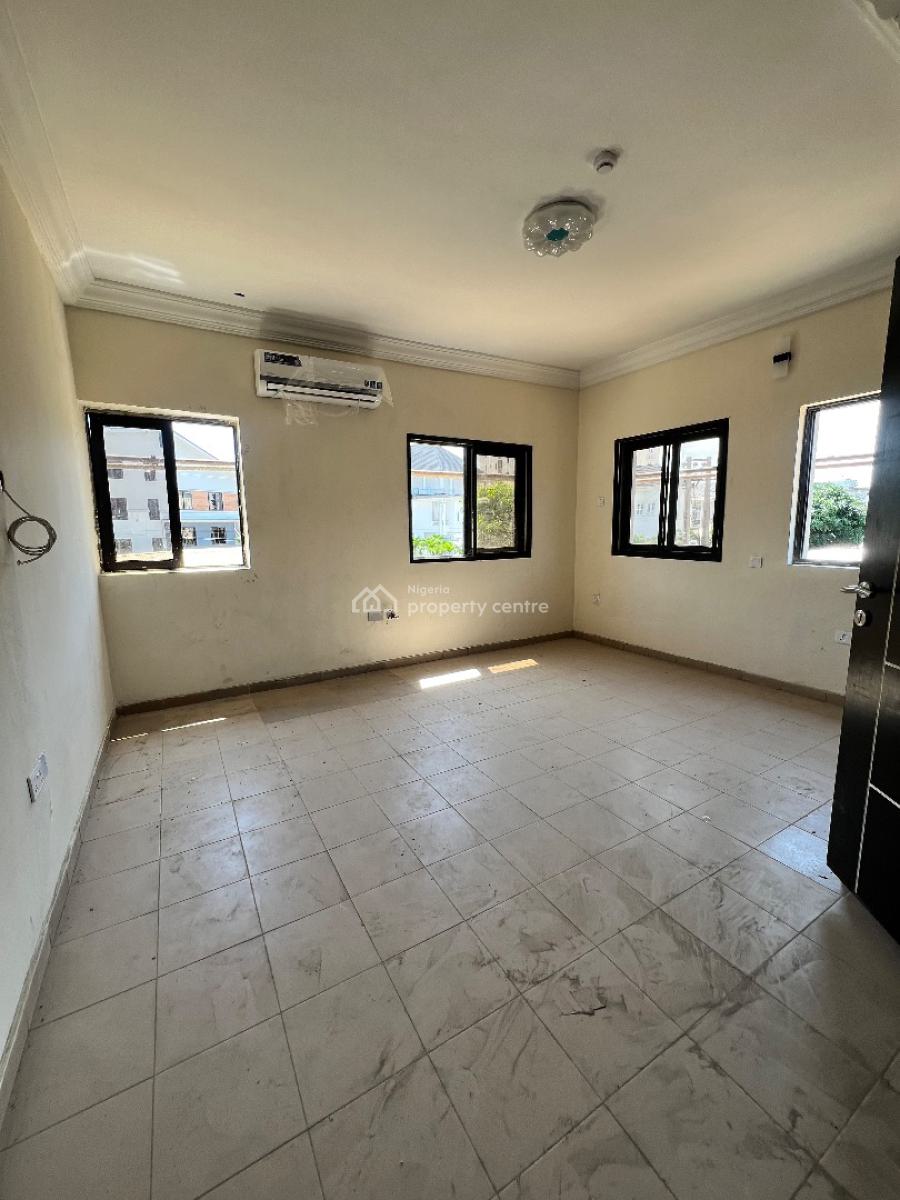 Massive 3 Bedroom Apartments with Bq, Lekki Phase 1, Lekki, Lagos, Flat / Apartment for Rent