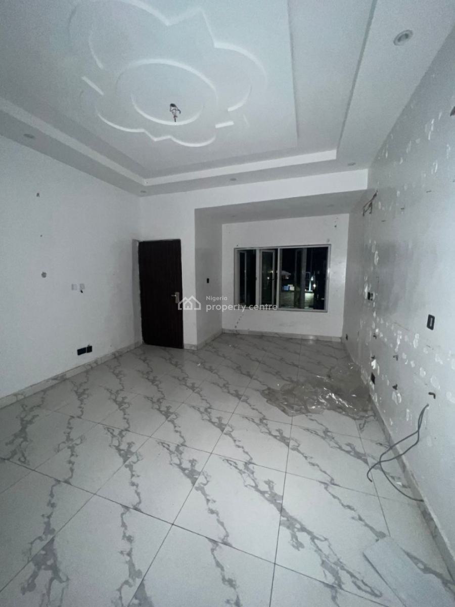 Large and Spacious 3 Bedroom Duplex, Nike Art Gallery, Lekki Phase 1, Lekki, Lagos, Flat / Apartment for Rent