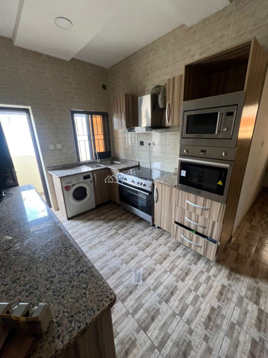 Tastefully Built 2 Bedroom Apartment, Salem, Lekki Phase 1, Lekki, Lagos, Flat / Apartment for Rent