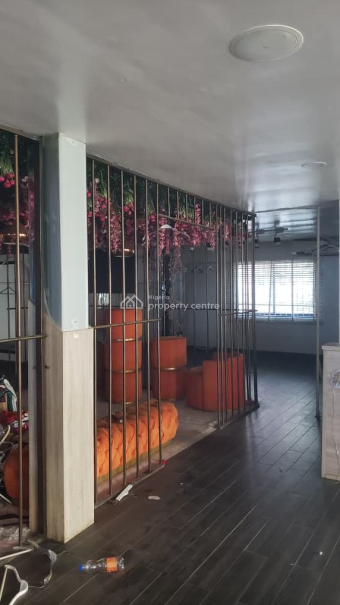 300sqm Open Plan Space, Opebi Ikeja, Ikeja, Lagos, Office Space for Rent