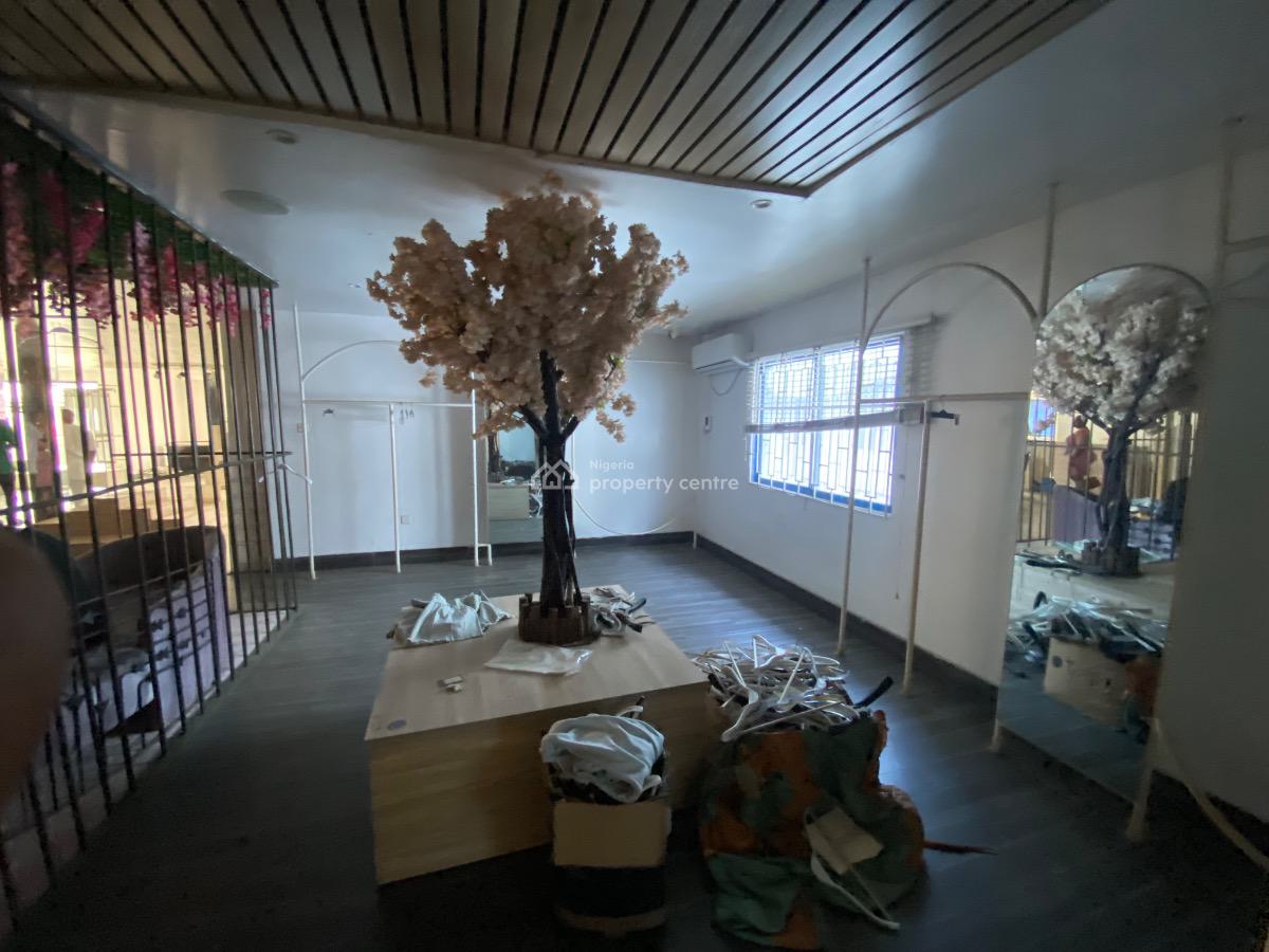300sqm Open Plan Space, Opebi, Ikeja, Lagos, Office Space for Rent
