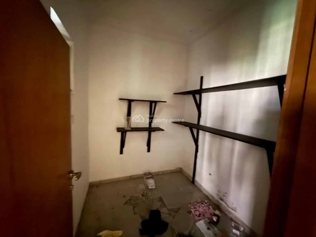 Spacious 6 Bedroom Detached Duplex with Spacious Compound, Off Admiralty, Lekki Phase 1, Lekki, Lagos, Detached Duplex for Rent