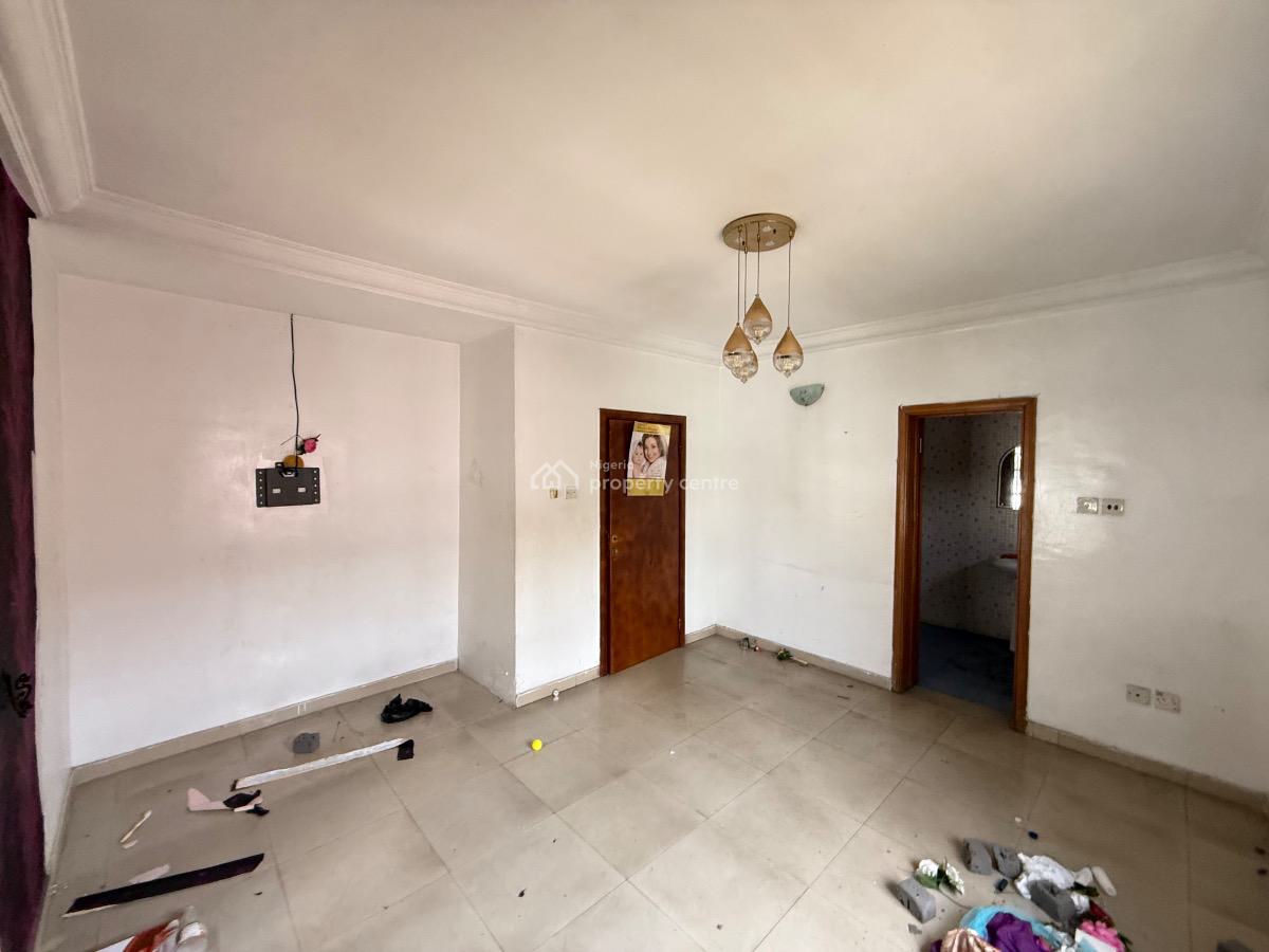 Spacious 6 Bedroom Detached Duplex with Spacious Compound, Off Admiralty, Lekki Phase 1, Lekki, Lagos, Detached Duplex for Rent