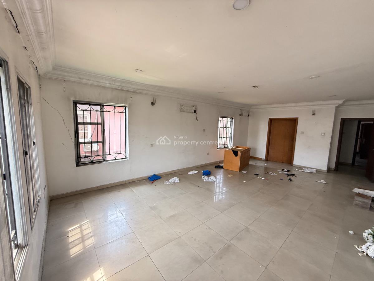 Spacious 6 Bedroom Detached Duplex with Spacious Compound, Off Admiralty, Lekki Phase 1, Lekki, Lagos, Detached Duplex for Rent