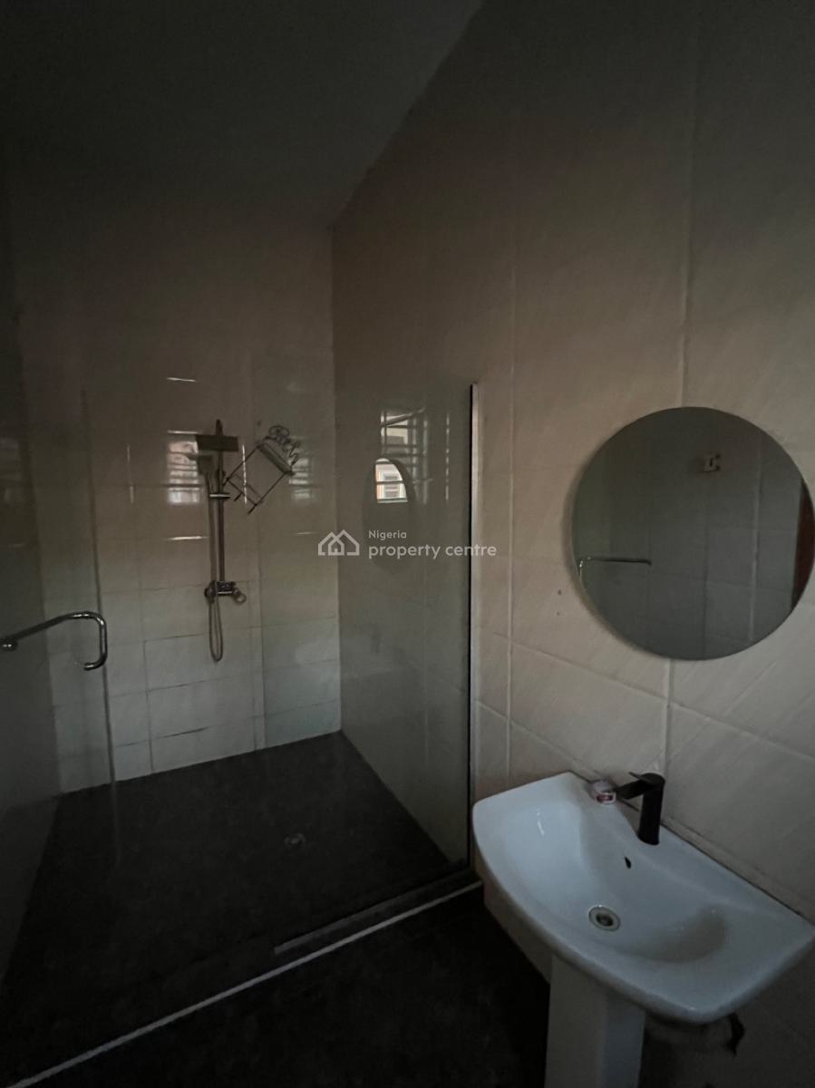 Contemporary Designed 4 Bedroom Terrace Duplex, Chevron, Lekki, Lagos, Terraced Duplex for Rent