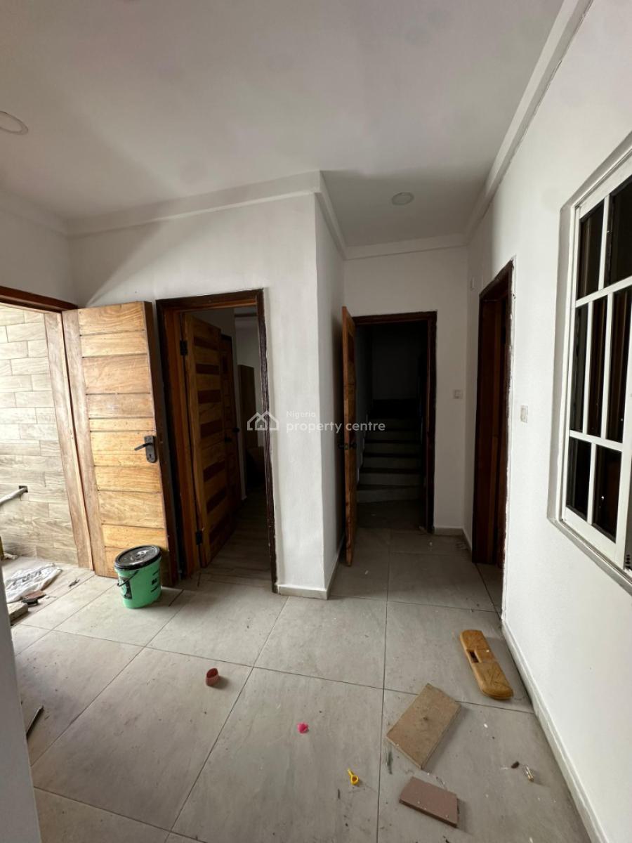 Brand New 2bedroom Flat, Ologolo, Lekki, Lagos, Flat / Apartment for Rent