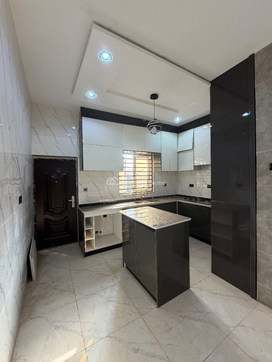 Sharp and New 3 Bedroom Apartment with Bq, Wuye, Abuja, Flat / Apartment for Rent