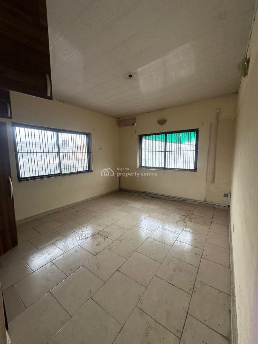 4-bedroom Semi-detached Duplex All Rooms En-suite with Spacious Compou, George Crescent, Off Wemco Road, Ogba, Lagos, Ogba, Ikeja, Lagos, Semi-detached Duplex for Rent