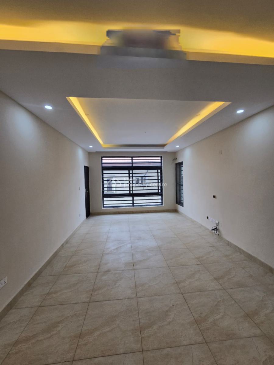 Well Finished Serviced 3 Bedroom Flat with a Room Bq, Lekki Phase 1, Lekki, Lagos, Flat / Apartment for Sale