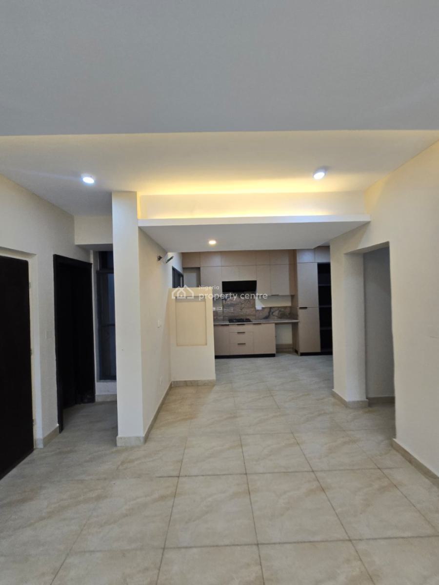Well Finished Serviced 3 Bedroom Flat with a Room Bq, Lekki Phase 1, Lekki, Lagos, Flat / Apartment for Sale