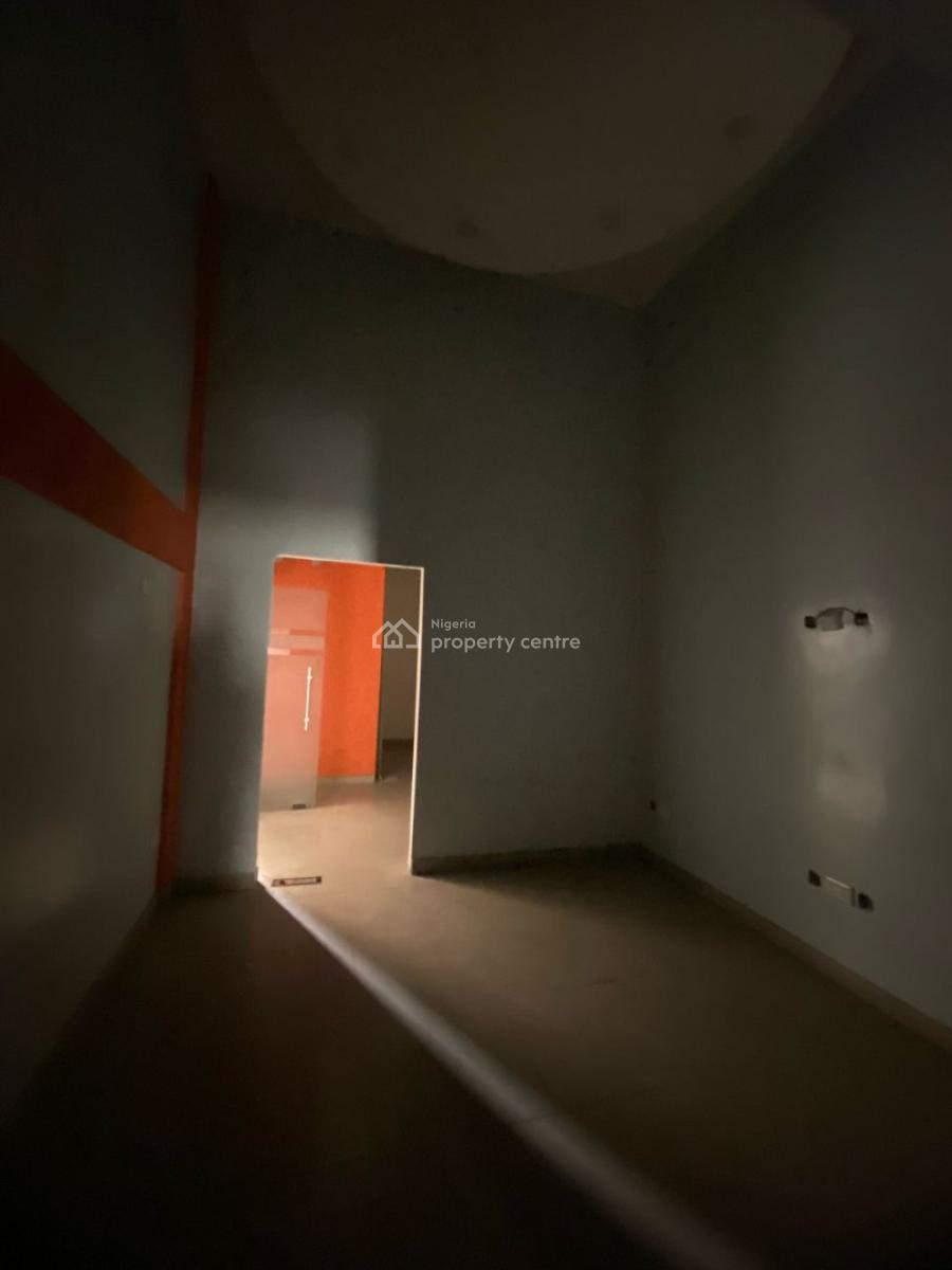 Commercial Property--- Vi, Victoria Island (vi), Lagos, Commercial Property for Rent